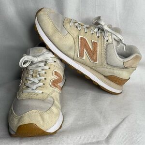 New Balance 574 Casual Sneakers Womens Size US 7 B Tan Taupe Cream Shoe WL574RD2